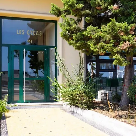 Sunny Private With Sea View Near The Beach Apartment
