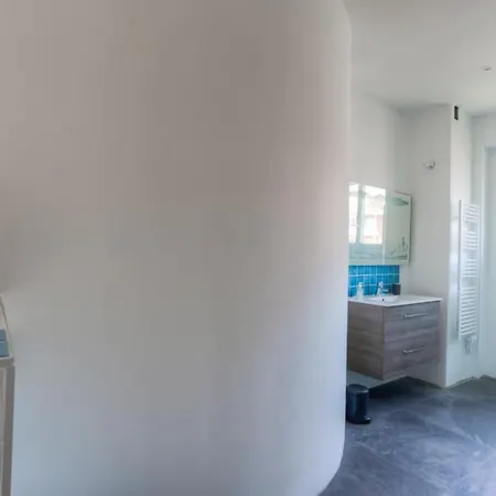 Sunny Private With Sea View Near The Beach Apartment *